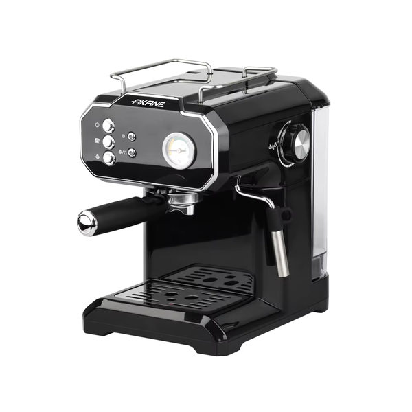 Cafetera AKANE mostrando el portafiltro doble y la bandeja de tazas