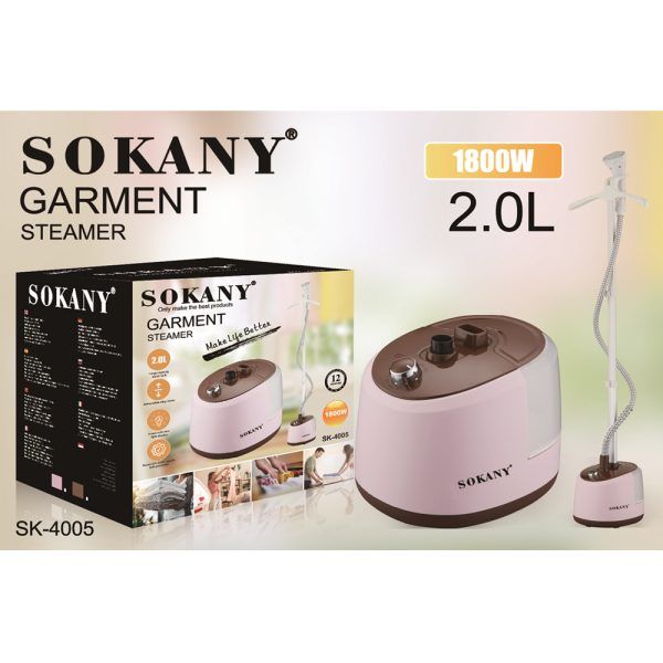 Vaporizador SOKANY SK-4005 en uso sobre una camisa colgada
